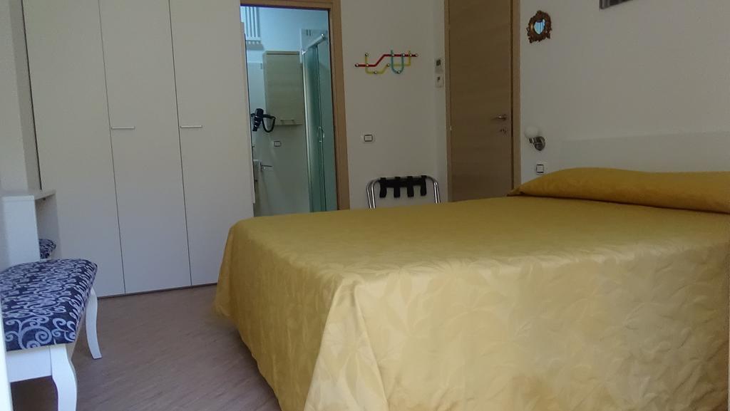 Residence Santabbondio โกโม ห้อง รูปภาพ