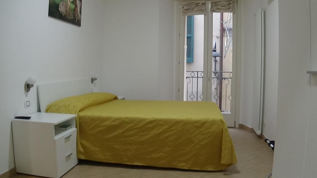 Residence Santabbondio โกโม ภายนอก รูปภาพ